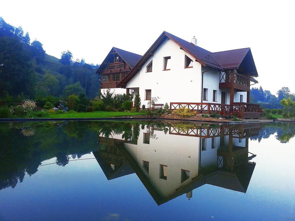 Gallery Of Mountains Holiday Home Yasinya Exterior photo