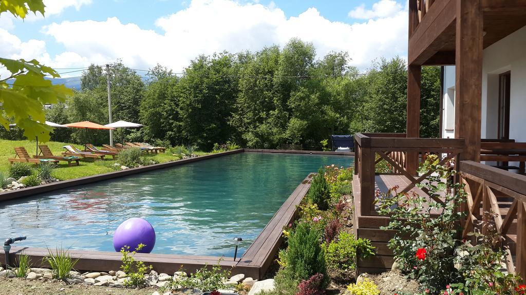 Gallery Of Mountains Holiday Home Yasinya Exterior photo