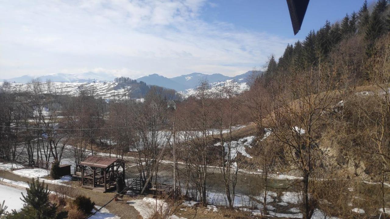 Gallery Of Mountains Holiday Home Yasinya Exterior photo