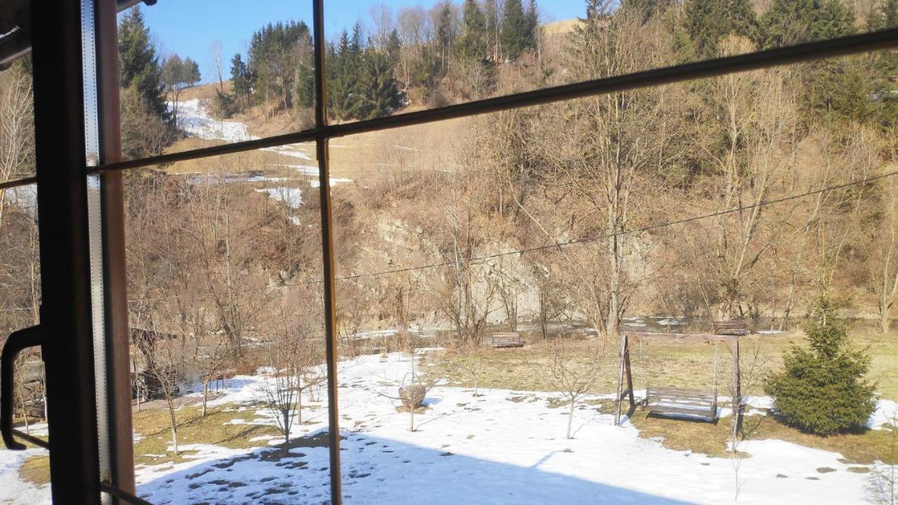 Gallery Of Mountains Holiday Home Yasinya Exterior photo